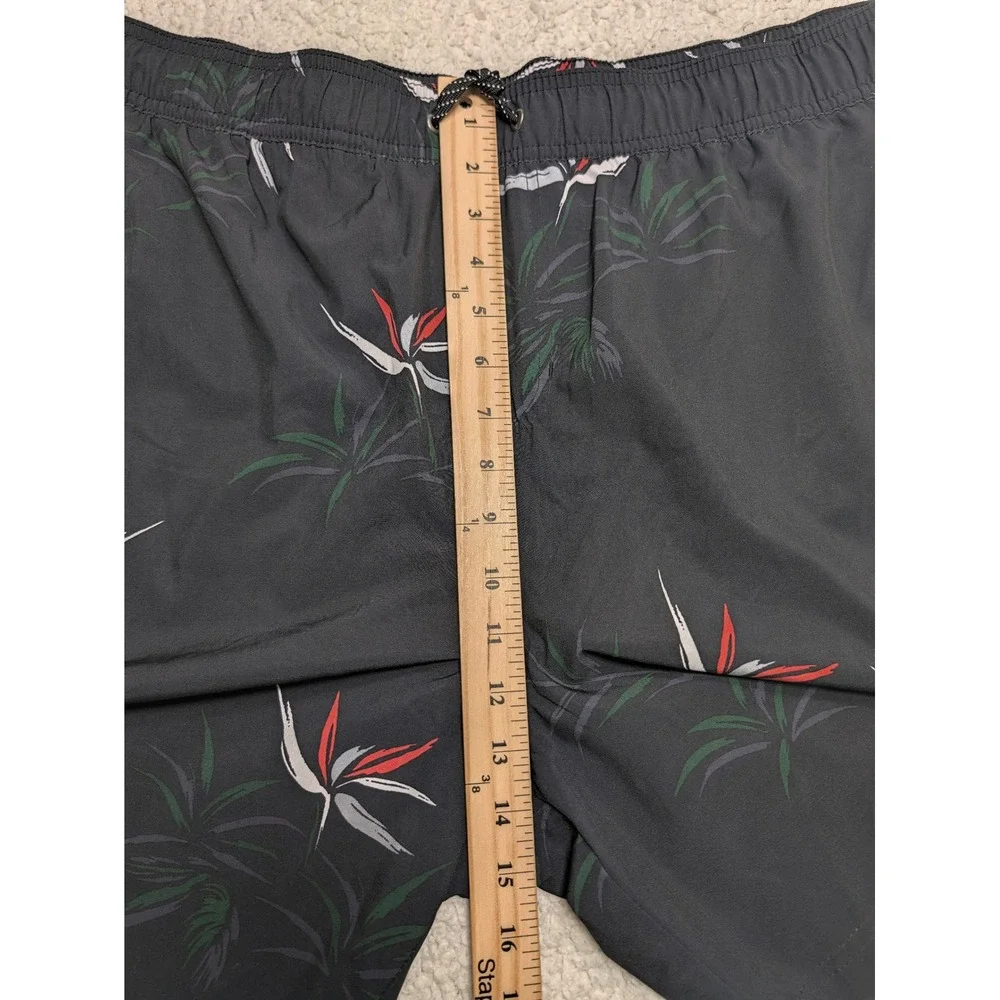 Quiksilver Mens Board Shorts Floral Bird of Paradise Black XXL
